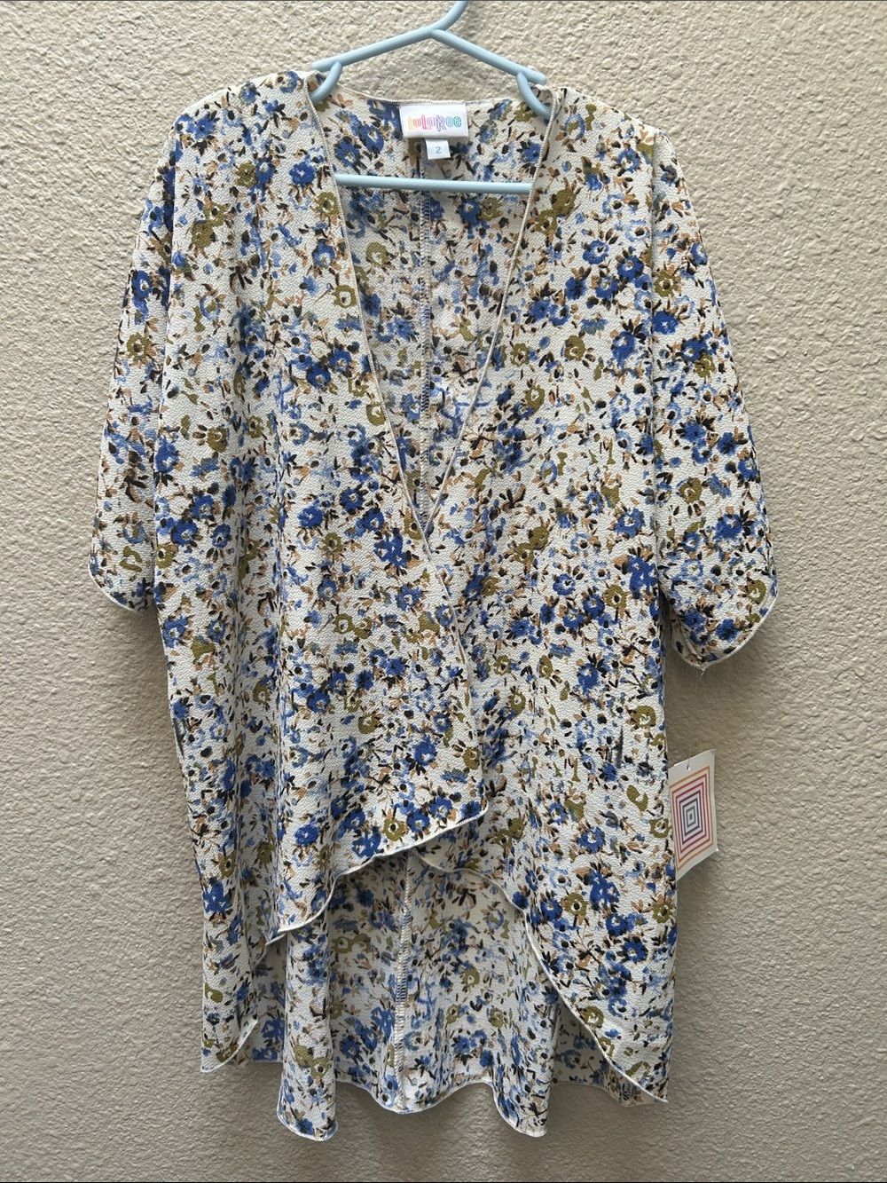 LuLaRoe Blue & Cream Floral Kids Kamono